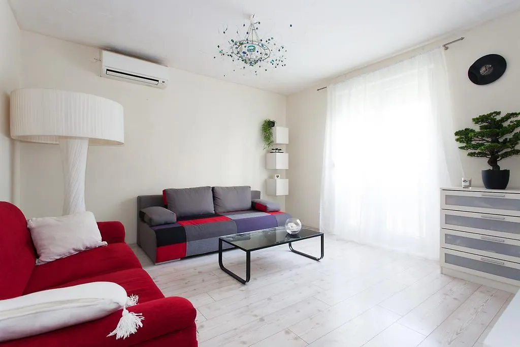 Relax Apartment Split 0*,
